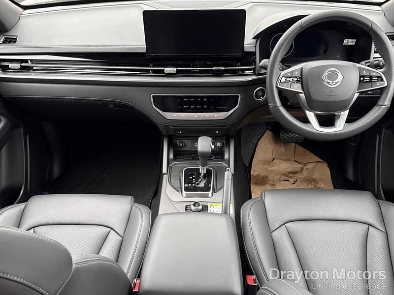 New Ssangyong (KGM) Musso 202 HP (148 kW) 2026 White Pickup