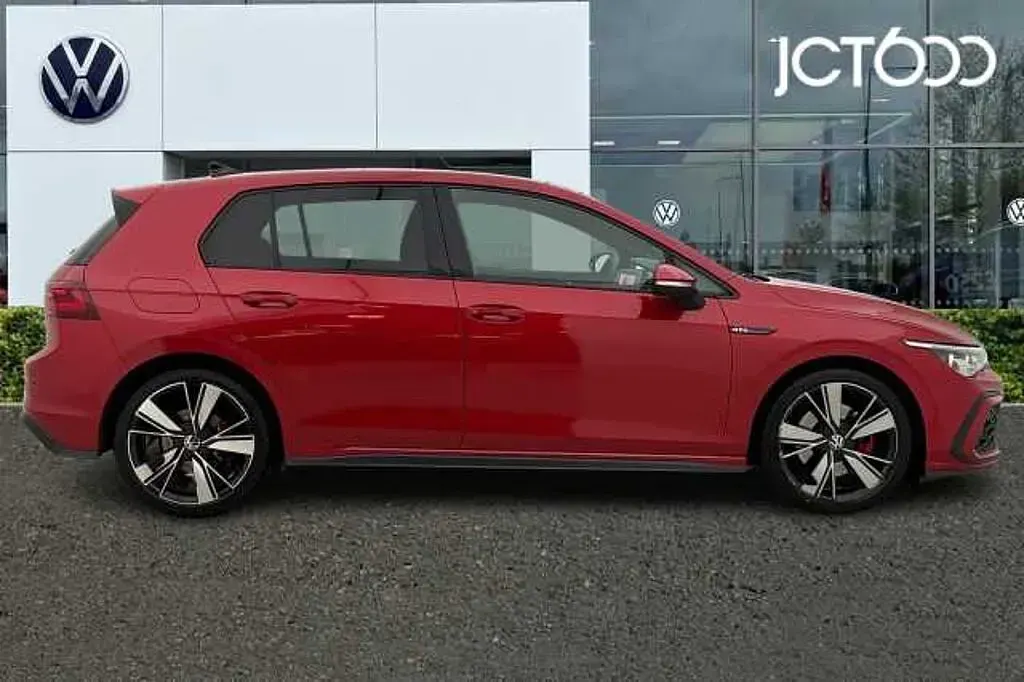 Used VW Golf VIII 200 HP (147 kW) 2021