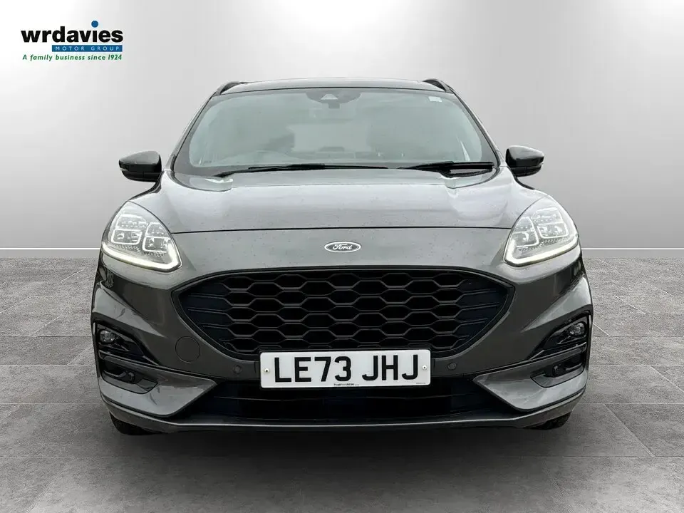 Used Ford Kuga ST-Line X 190 HP (139 kW) 2023 Grey SUV