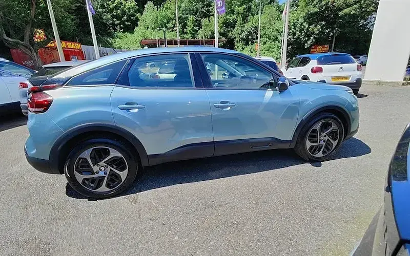 Used Citroën C4 PureTech 131 HP (96 kW) 2023 Blue SUV