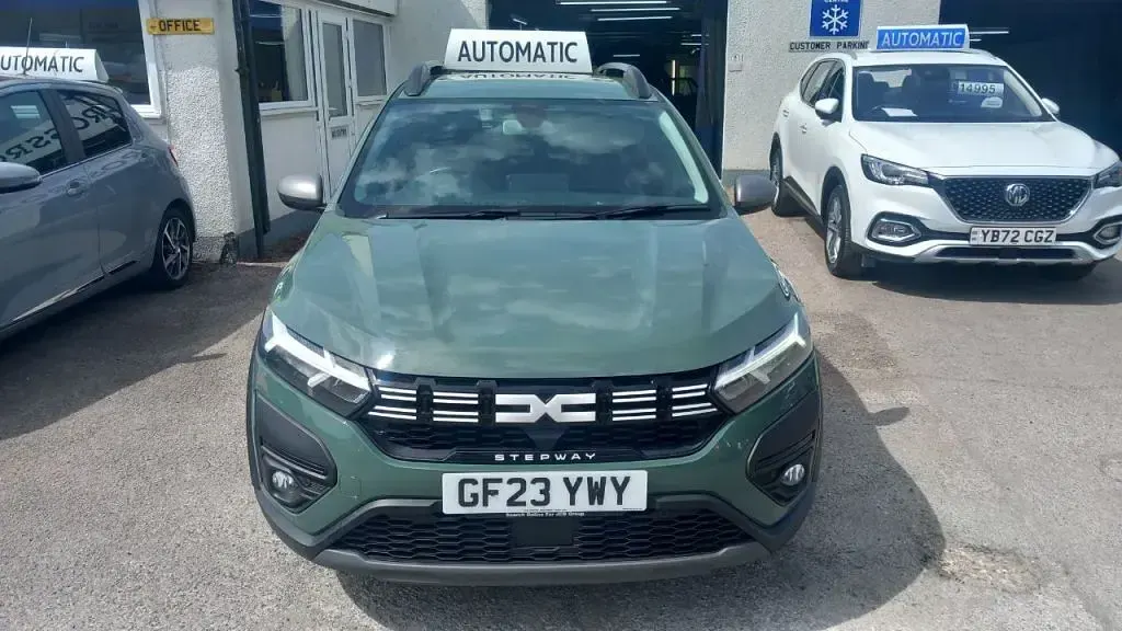 Used Dacia Sandero Journey 91 HP (66 kW) 2023 Green Hatchback