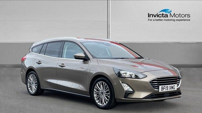Diffused silver metallic Used 2019 Ford Focus Titanium X Estate | £18,200 - Image 1/4