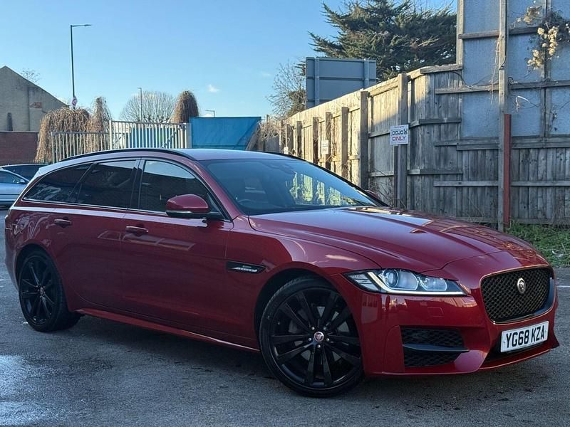 Used Jaguar XF Sportbrake R-Sport 180 HP (132 kW) 2018 Red Estate