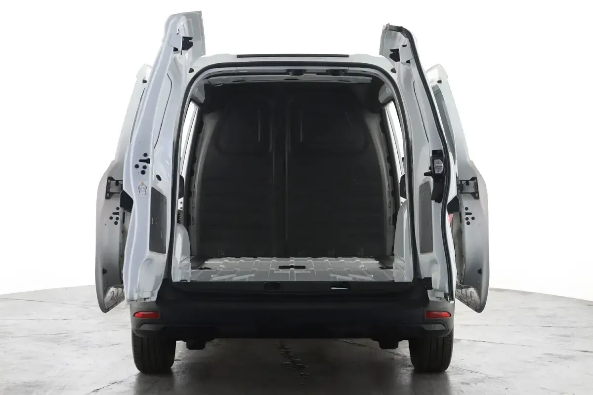 Used Renault Kangoo 89 kW (122 HP) 2024 White MPV