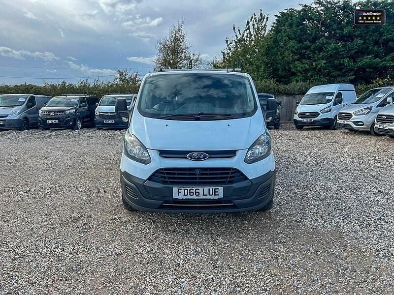Used Ford Transit Custom 105 HP (77 kW) 2016 White Van