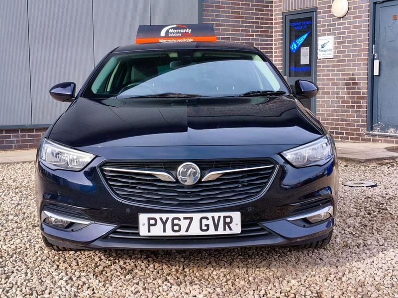 Used Vauxhall Insignia SRi 2017 Blue Hatchback