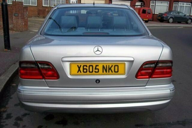 Used Mercedes E240 170 HP (125 kW) 2001 Sedan
