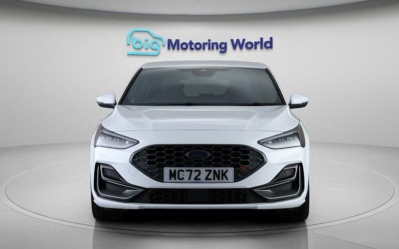 Used Ford Focus ST 280 HP (205 kW) 2023 White Hatchback