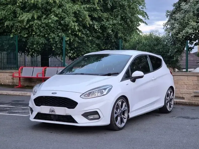 Used Ford Fiesta ST-Line 100 HP (73 kW) 2018 White Hatchback