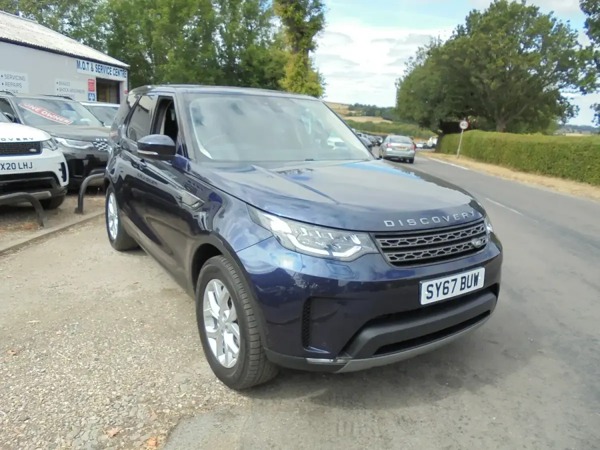 Used Land Rover Discovery SE 2017 Blue SUV