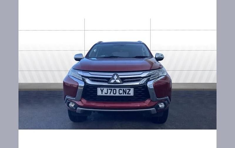 Used Mitsubishi Shogun 181 HP (133 kW) 2020 Red SUV