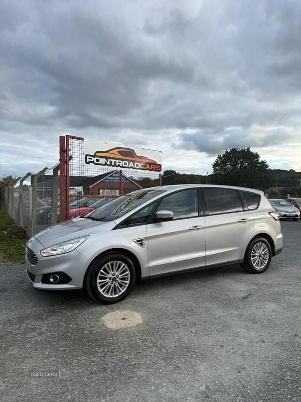 Silver Used 2016 Ford S-MAX Zetec MPV | £8,495 (Fair price) - Image 1/4