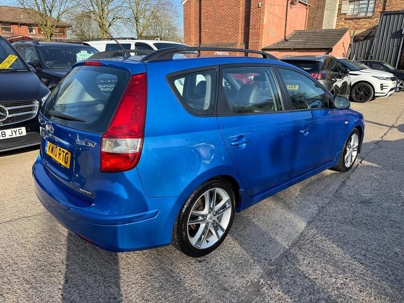 Used Hyundai i30 Premium 2010 Blue Estate