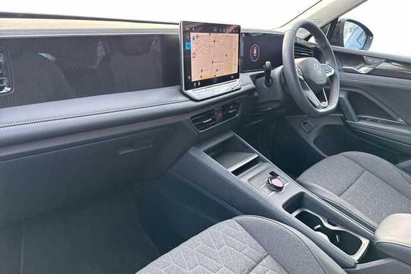 Usado VW Tiguan Match 150 HP (110 kW) 2025 Preto SUV