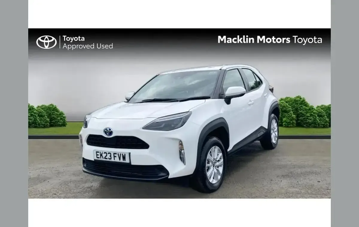 Used Toyota Yaris Cross 116 HP (85 kW) 2023 White SUV