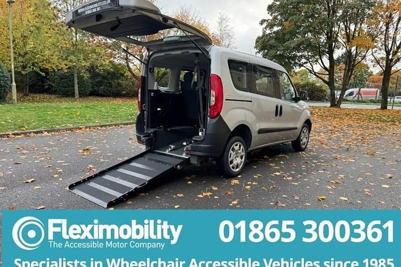 Silver Used 2017 Fiat Doblò Pop MPV | £10,450 (A bit pricey) - Image 1/1