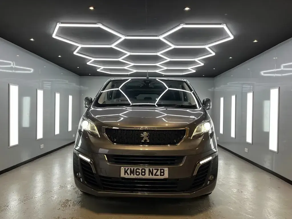 Used Peugeot Traveller Allure 2018 Grey MPV