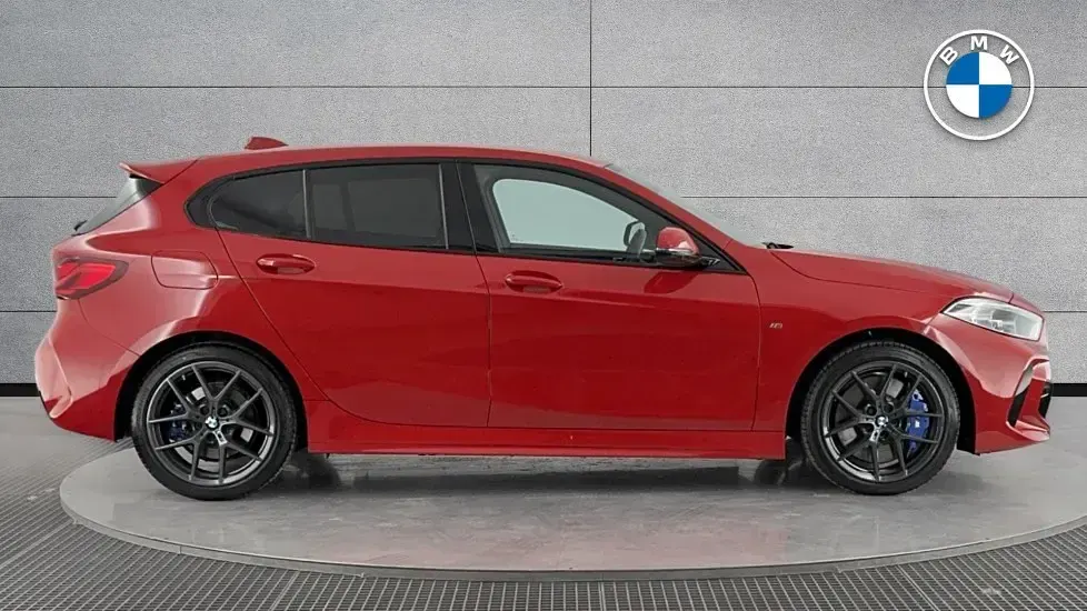 Used BMW 116 M Sport 116 HP (85 kW) 2024 Red Hatchback