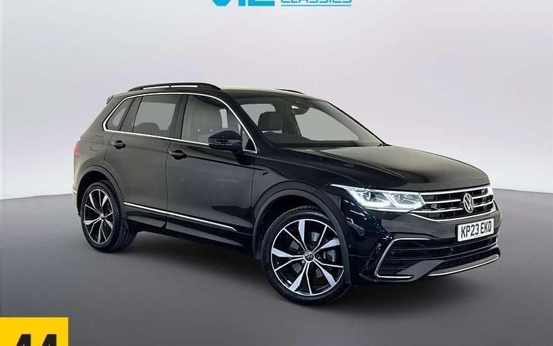 Used VW Tiguan R-line 245 HP (180 kW) 2023 Black SUV