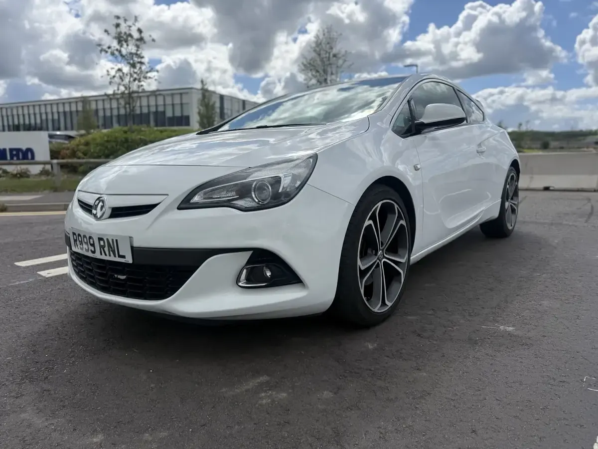 Used Vauxhall Astra GTC Edition 2016 White Coupe