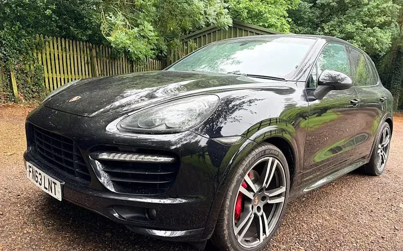 Used Porsche Cayenne 420 HP (308 kW) 2013 Black SUV