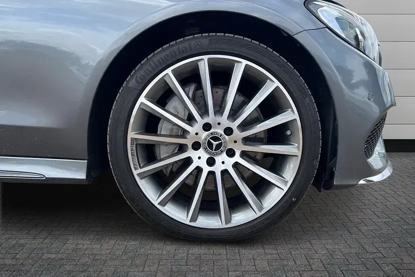 Used Mercedes C300 AMG Line Premium Plus 245 HP (180 kW) 2017 Selenite grey Coupe