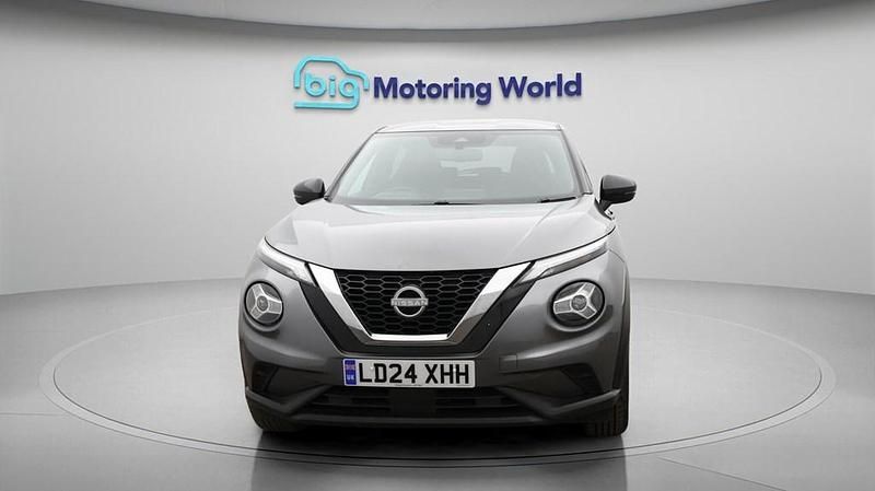 Used Nissan Juke N-Connecta 114 HP (83 kW) 2024 Grey SUV