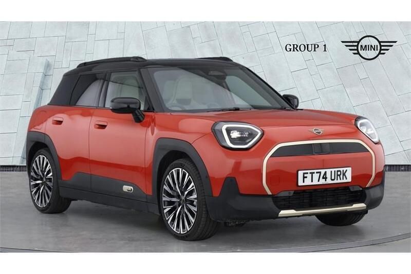 Used Mini Aceman Exclusive 135 kW (184 HP) 2025 Rebel red SUV