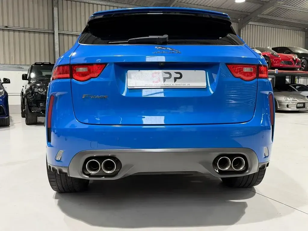 Used Jaguar F-Pace Supercharged 550 HP (404 kW) 2020 Blue SUV