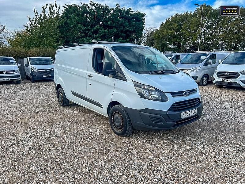 Used Ford Transit Custom 105 HP (77 kW) 2016 White Van