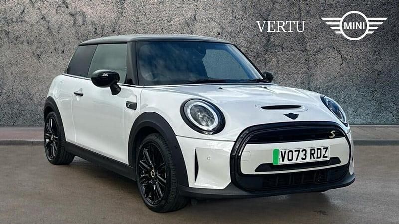 Used Mini Cooper Exclusive 136 HP (100 kW) 2023 Hatchback