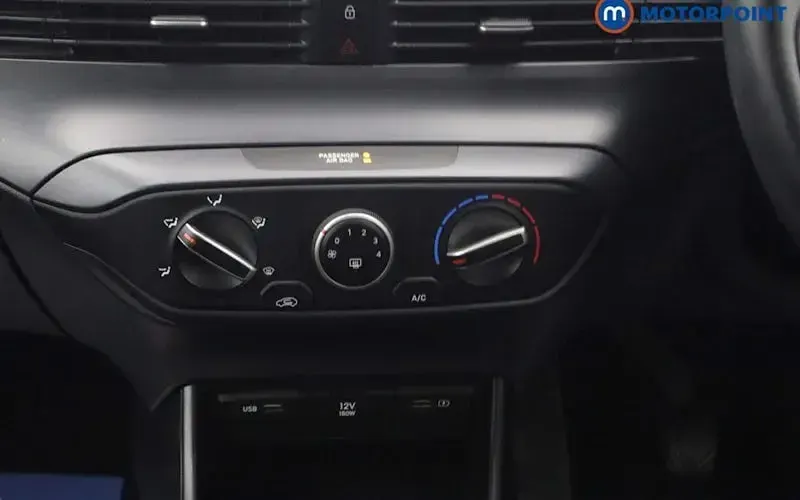 Used Hyundai i20 SE 101 HP (74 kW) 2021 Blue Hatchback