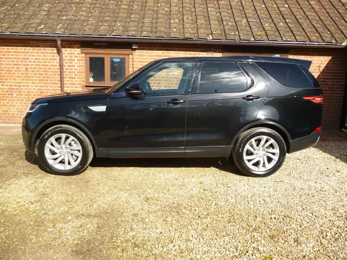Used Land Rover Discovery HSE 2020 Black SUV