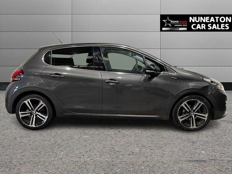 Used Peugeot 208 GT-line 110 HP (80 kW) 2019 Grey Hatchback
