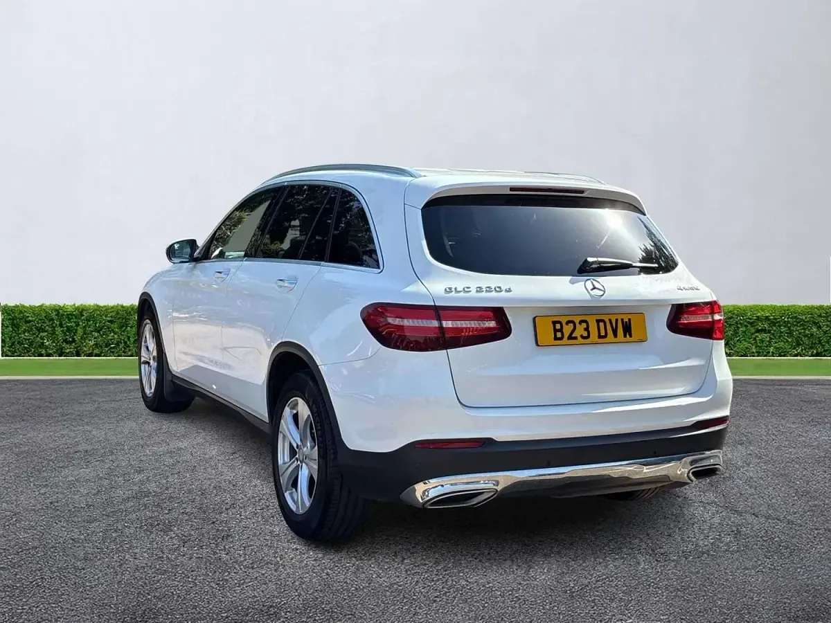 Used Mercedes GLC220 Premium Plus 2015 White SUV