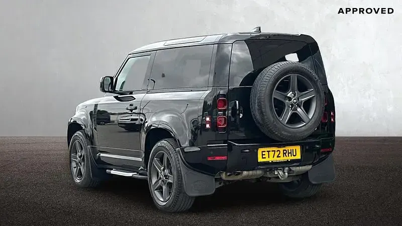 Used Land Rover Defender SE Dynamic 2022 Black SUV