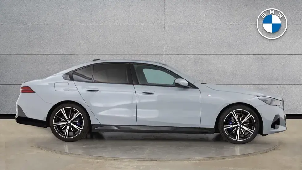 Used BMW 520 M Sport 205 HP (150 kW) 2024 Grey