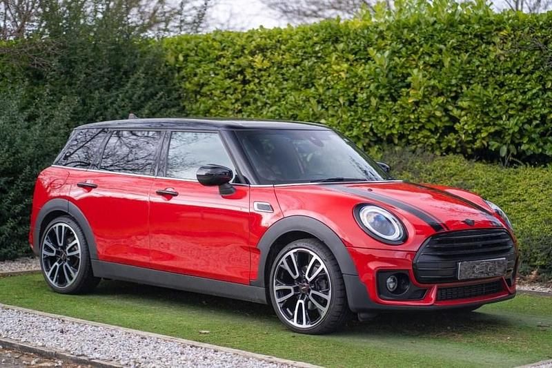 Used Mini Cooper Clubman Sport 136 HP (100 kW) 2022 Red Estate