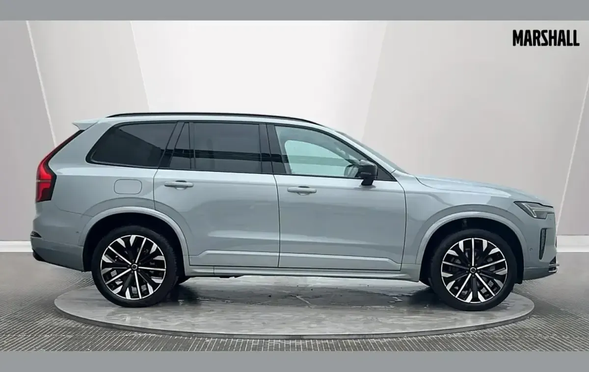 Used Volvo XC90 Ultra 455 HP (334 kW) 2025 Grey SUV
