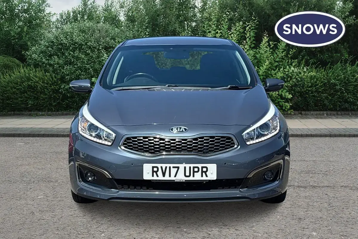 Used Kia Ceed 134 HP (98 kW) 2017 Blue Hatchback