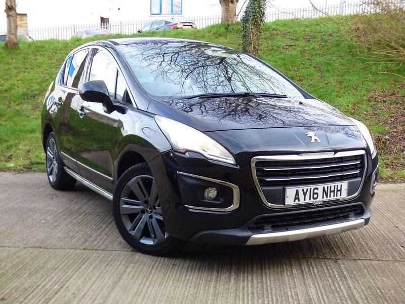 Used Peugeot 3008 Allure 120 HP (88 kW) 2016 Black Hatchback