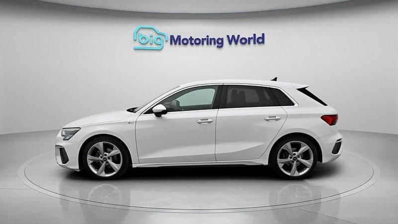 Used Audi A3 Sportback S-Line 150 HP (110 kW) 2021 White Hatchback