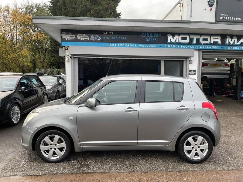 Usado Suzuki Swift GLX 102 HP (75 kW) 2009 Cinzento Citadino
