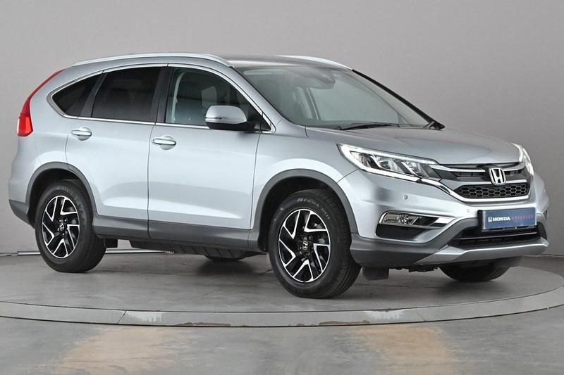 Used Honda CR-V SE Plus 155 HP (114 kW) 2018 Lunar silver SUV