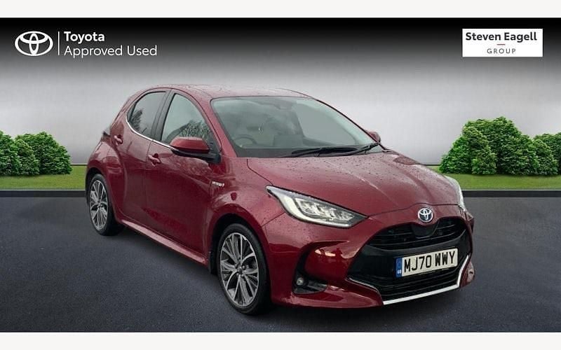Used 2025 Toyota Yaris Hybrid Hatchback | £17,295 (Super price) - Image 1/3