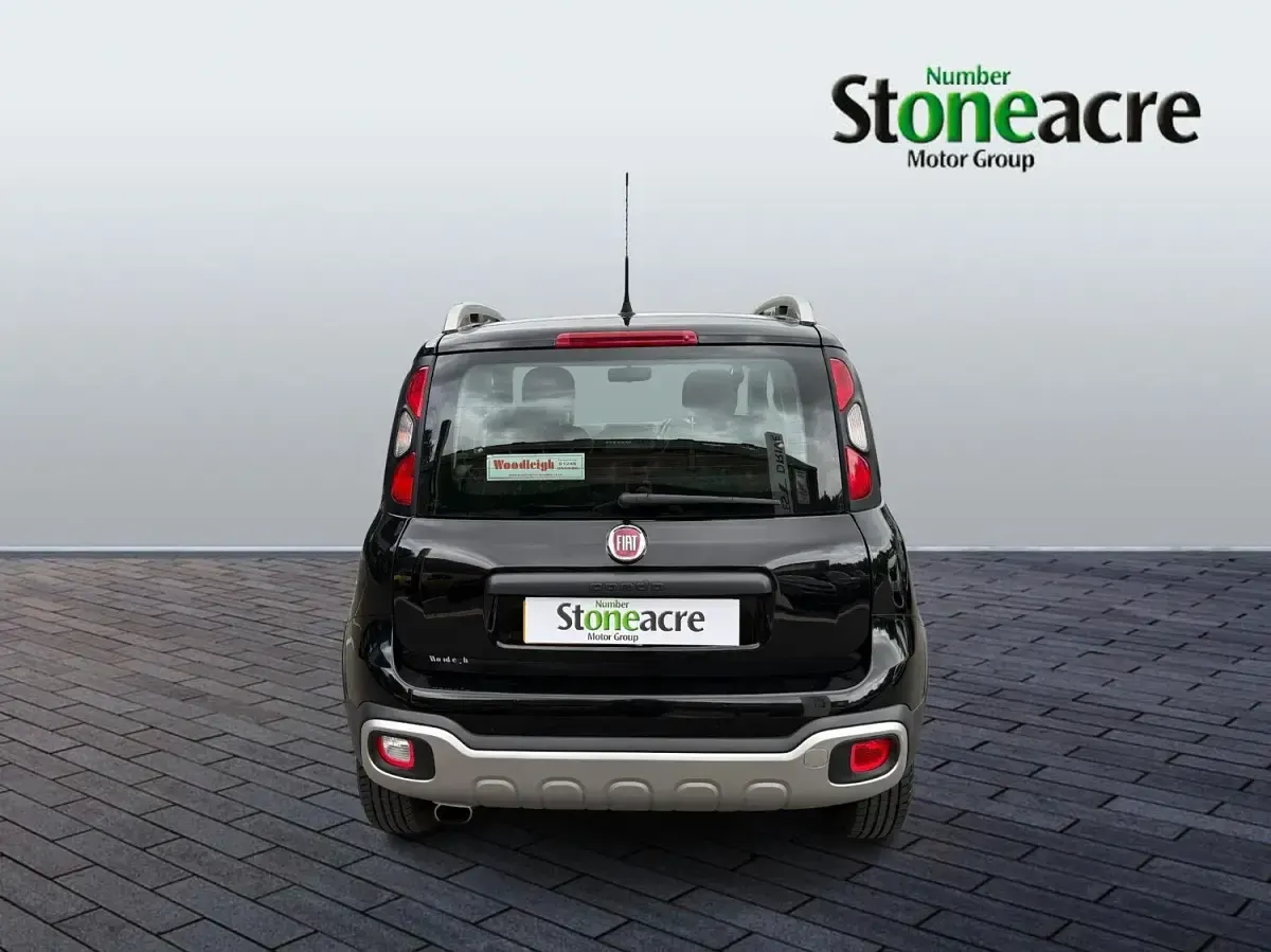 Used Fiat Panda Cross Cross 90 HP (66 kW) 2019 Black Hatchback