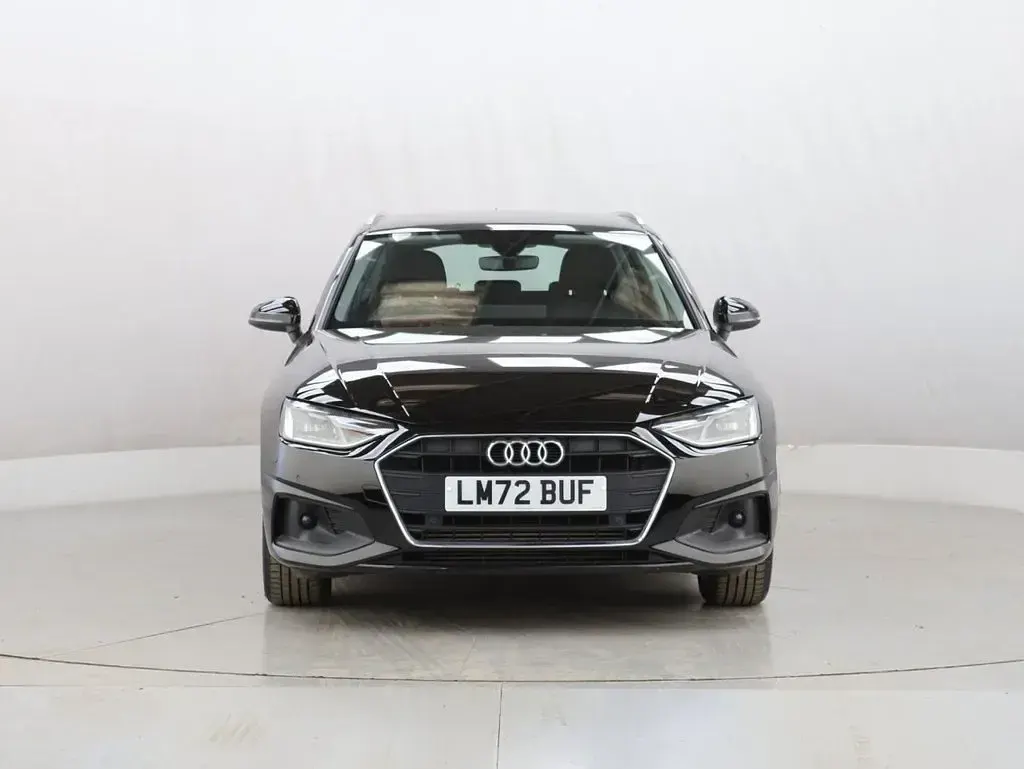 Used Audi A4 Comfort 150 HP (110 kW) 2022 Black Estate