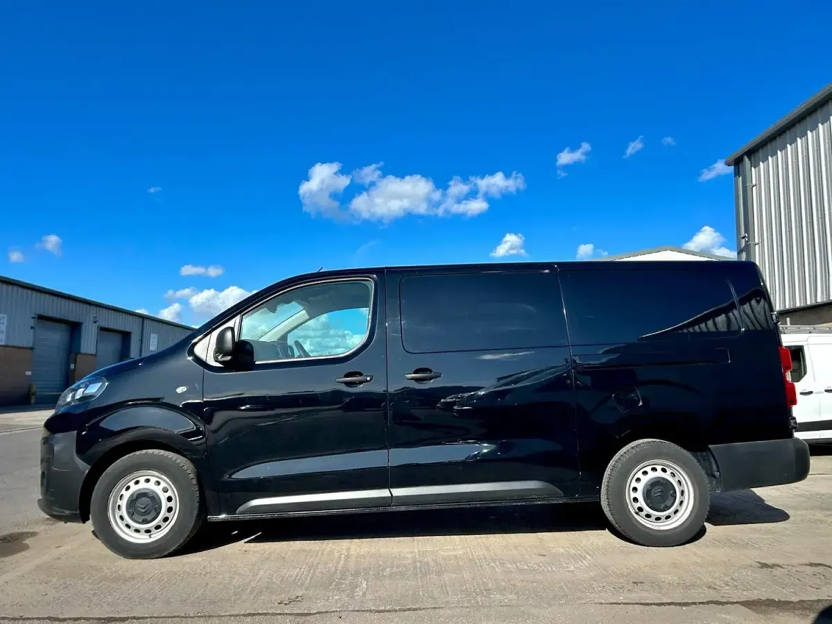 Used Citroën Dispatch 2022 Black MPV