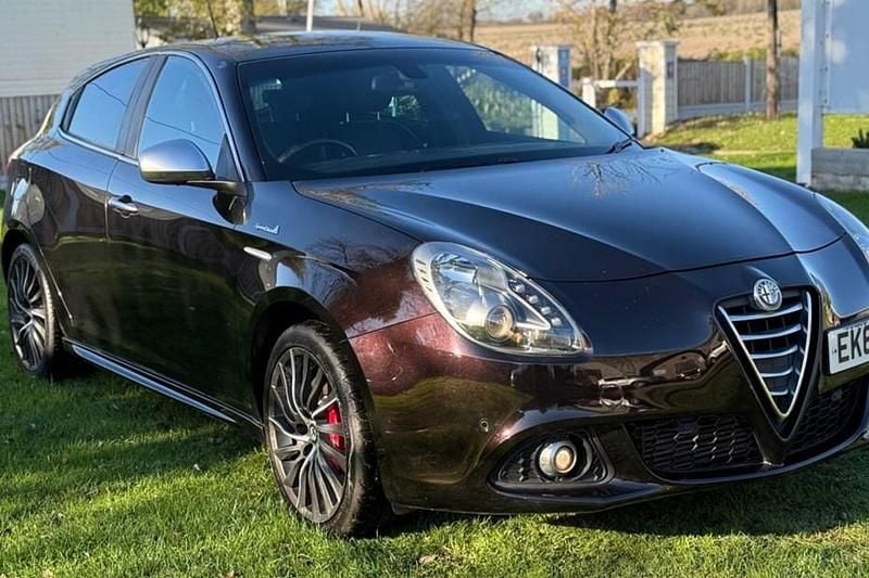 Black Used 2014 Alfa Romeo Giulietta Hatchback | £3,995 (Fair price) - Image 1/1
