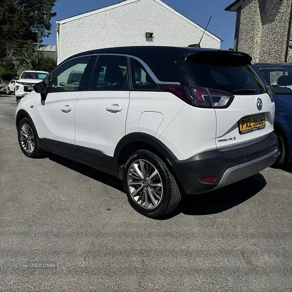 Used Vauxhall Crossland X Sport 83 HP (61 kW) 2021 White SUV